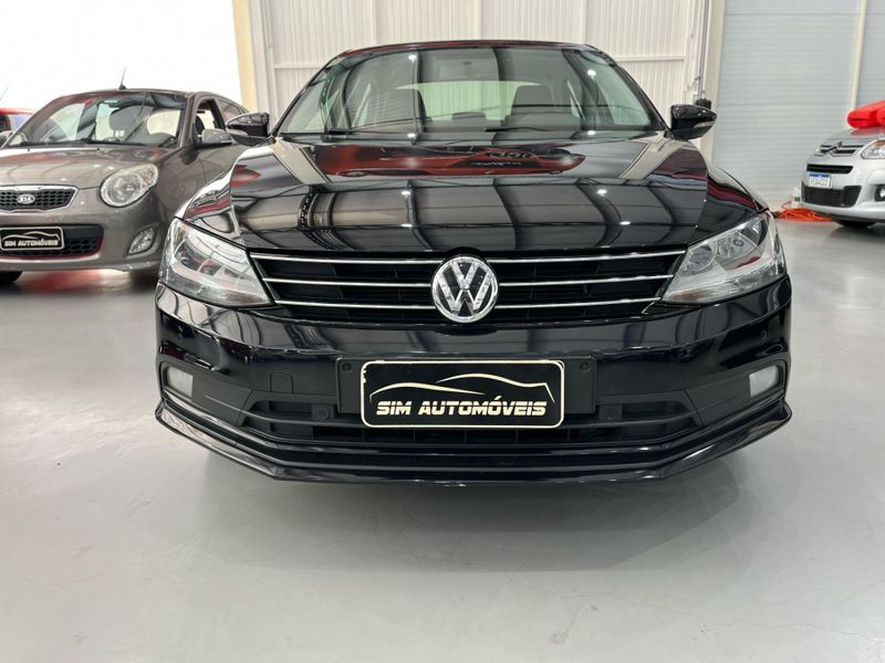 Volkswagen Jetta Highline Tsi 2.0 211cv 2015/2016 SIM AUTOMÓVEIS ROLANTE / Carros no Vale