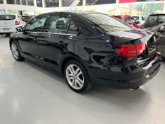 Volkswagen Jetta Highline Tsi 2.0 211cv 2015/2016 SIM AUTOMÓVEIS ROLANTE / Carros no Vale
