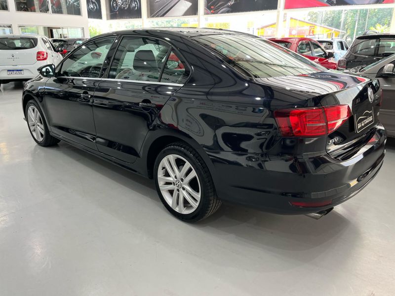 Volkswagen Jetta Highline Tsi 2.0 211cv 2015/2016 SIM AUTOMÓVEIS ROLANTE / Carros no Vale