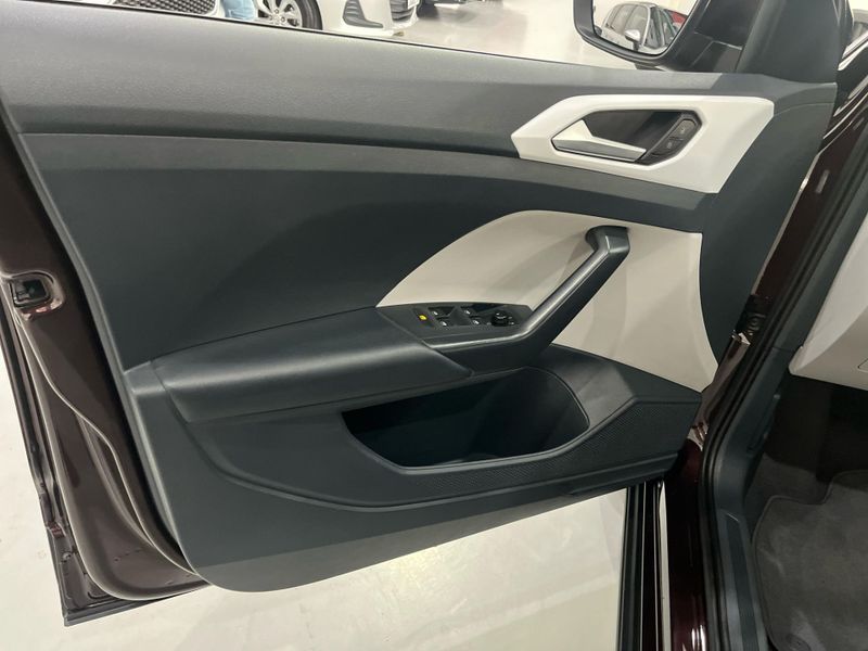 Volkswagen T-cross Hig 250 Tsi 1.4 16v 2019/2020 SIM AUTOMÓVEIS ROLANTE / Carros no Vale