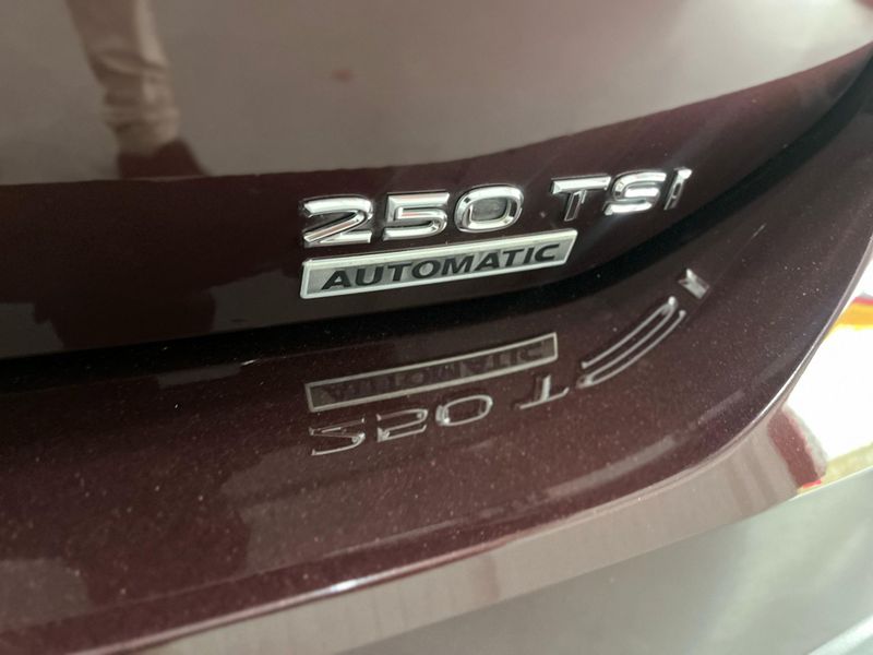 Volkswagen T-cross Hig 250 Tsi 1.4 16v 2019/2020 SIM AUTOMÓVEIS ROLANTE / Carros no Vale