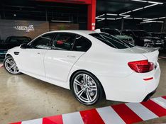BMW M5 4.4 V8 32V GASOLINA 4P AUTOMÁTICO 2013/2014 CASTELLAN E TOMAZONI MOTORS CAXIAS DO SUL / Carros no Vale