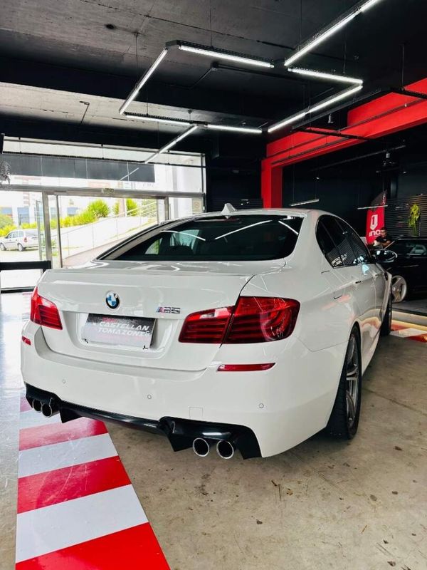 BMW M5 4.4 V8 32V GASOLINA 4P AUTOMÁTICO 2013/2014 CASTELLAN E TOMAZONI MOTORS CAXIAS DO SUL / Carros no Vale