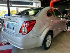 Chevrolet SONIC 1.6 LT SEDAN 16V FLEX 4P AUTOMÁTICO 2012/2013 CASTELLAN E TOMAZONI MOTORS CAXIAS DO SUL / Carros no Vale