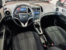 Chevrolet SONIC 1.6 LT SEDAN 16V FLEX 4P AUTOMÁTICO 2012/2013 CASTELLAN E TOMAZONI MOTORS CAXIAS DO SUL / Carros no Vale
