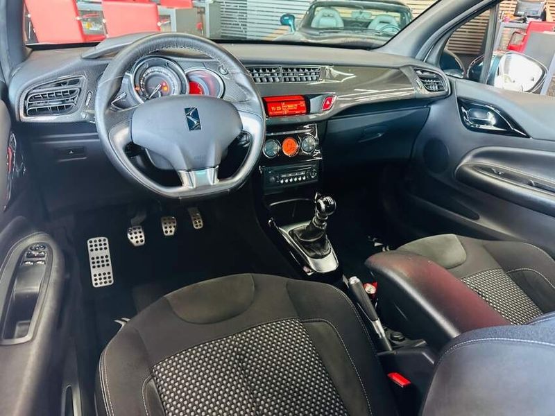 Citroen DS3 1.6 THP GASOLINA MANUAL 2012/2013 CASTELLAN E TOMAZONI MOTORS CAXIAS DO SUL / Carros no Vale