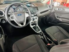 Ford FIESTA 1.6 SE SEDAN 16V FLEX 4P POWERSHIFT 2014/2014 CASTELLAN E TOMAZONI MOTORS CAXIAS DO SUL / Carros no Vale