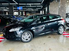 Ford FOCUS 1.6 S 16V FLEX 4P POWERSHIFT 2014/2015 CASTELLAN E TOMAZONI MOTORS CAXIAS DO SUL / Carros no Vale