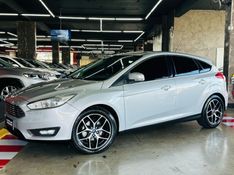 Ford FOCUS 2.0 TITANIUM FASTBACK 16V FLEX 4P POWERSHIFT 2015/2016 CASTELLAN E TOMAZONI MOTORS CAXIAS DO SUL / Carros no Vale