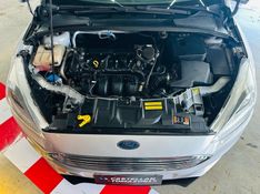 Ford FOCUS 2.0 TITANIUM FASTBACK 16V FLEX 4P POWERSHIFT 2015/2016 CASTELLAN E TOMAZONI MOTORS CAXIAS DO SUL / Carros no Vale