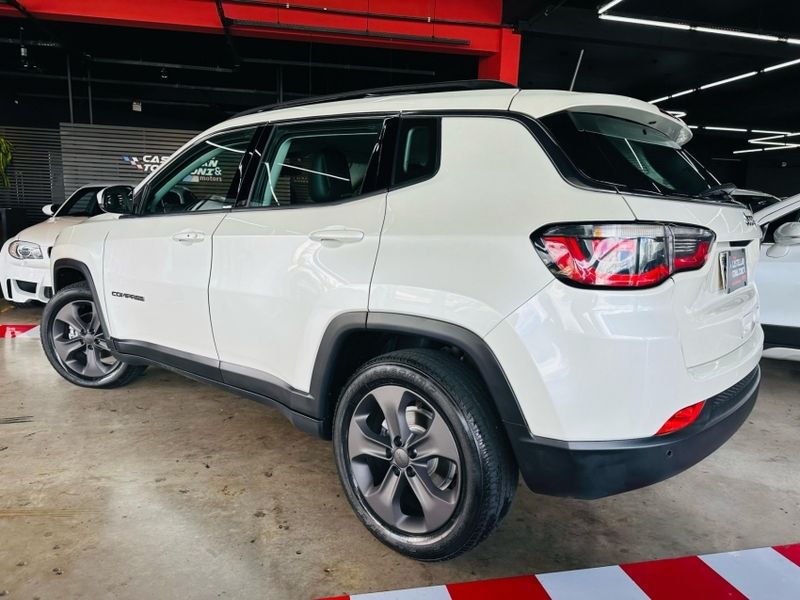 JEEP COMPASS 2.0 16V FLEX LONGITUDE AUTOMÁTICO 2018/2018 CASTELLAN E TOMAZONI MOTORS CAXIAS DO SUL / Carros no Vale