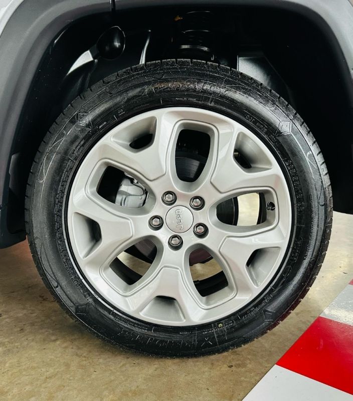 JEEP COMPASS 2.0 16V FLEX LONGITUDE AUTOMÁTICO 2021/2021 CASTELLAN E TOMAZONI MOTORS CAXIAS DO SUL / Carros no Vale