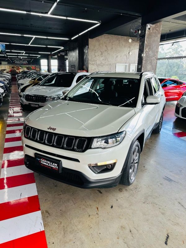 JEEP COMPASS 2.0 16V FLEX LONGITUDE AUTOMÁTICO 2018/2018 CASTELLAN E TOMAZONI MOTORS CAXIAS DO SUL / Carros no Vale