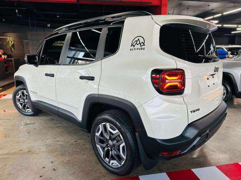 JEEP RENEGADE 1.3 T270 TURBO FLEX SPORT ALTITUDE AT6 2025/2025 CASTELLAN E TOMAZONI MOTORS CAXIAS DO SUL / Carros no Vale