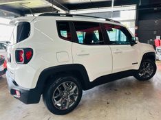 JEEP RENEGADE 1.8 16V FLEX 4P AUTOMÁTICO 2015/2016 CASTELLAN E TOMAZONI MOTORS CAXIAS DO SUL / Carros no Vale