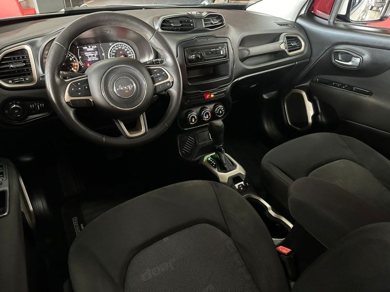 JEEP RENEGADE 1.8 16V FLEX 4P AUTOMÁTICO 2016/2016 CASTELLAN E TOMAZONI MOTORS CAXIAS DO SUL / Carros no Vale