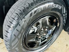 JEEP RENEGADE 1.8 16V FLEX 4P AUTOMÁTICO 2016/2016 CASTELLAN E TOMAZONI MOTORS CAXIAS DO SUL / Carros no Vale