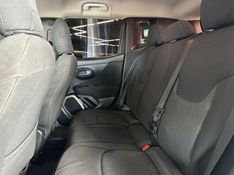 JEEP RENEGADE 1.8 16V FLEX 4P AUTOMÁTICO 2016/2016 CASTELLAN E TOMAZONI MOTORS CAXIAS DO SUL / Carros no Vale