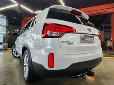 KIA SORENTO 2.4 S.263 4X2 16V GASOLINA 4P AUTOMÁTICO 2013/2014 CASTELLAN E TOMAZONI MOTORS CAXIAS DO SUL / Carros no Vale