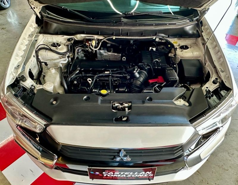 Mitsubishi ASX 2.0 4X2 16V FLEX 4P AUTOMÁTICO 2017/2018 CASTELLAN E TOMAZONI MOTORS CAXIAS DO SUL / Carros no Vale