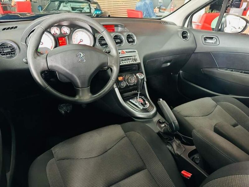 Peugeot 308 2.0 ALLURE 16V FLEX 4P AUTOMÁTICO 2014/2014 CASTELLAN E TOMAZONI MOTORS CAXIAS DO SUL / Carros no Vale