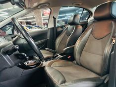 Peugeot 408 2.0 ALLURE 16V FLEX 4P AUTOMÁTICO 2016/2016 CASTELLAN E TOMAZONI MOTORS CAXIAS DO SUL / Carros no Vale