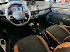 Renault KWID 1.0 12V SCE FLEX OUTSIDER MANUAL 2019/2020 CASTELLAN E TOMAZONI MOTORS CAXIAS DO SUL / Carros no Vale