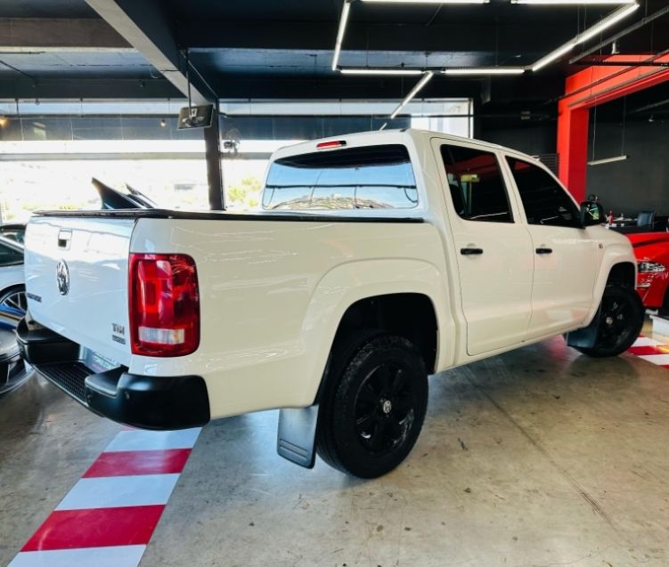 Volkswagen AMAROK 2.0 SE 4X4 CD 16V TURBO INTERCOOLER DIESEL 4P MANUAL 2014/2014 CASTELLAN E TOMAZONI MOTORS CAXIAS DO SUL / Carros no Vale