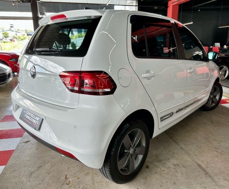 Volkswagen FOX 1.6 MSI TOTAL FLEX CONNECT 4P MANUAL 2019/2020 CASTELLAN E TOMAZONI MOTORS CAXIAS DO SUL / Carros no Vale