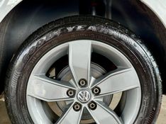 Volkswagen FOX 1.6 MSI TOTAL FLEX CONNECT 4P MANUAL 2019/2020 CASTELLAN E TOMAZONI MOTORS CAXIAS DO SUL / Carros no Vale