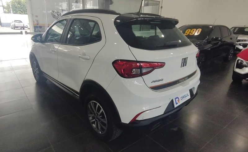 Fiat ARGO 1.3 FIREFLY FLEX TREKKING MANUAL 2024/2025 DRSUL SEMINOVOS CAXIAS DO SUL – LAJEADO – SANTA CRUZ DO SUL / Carros no Vale