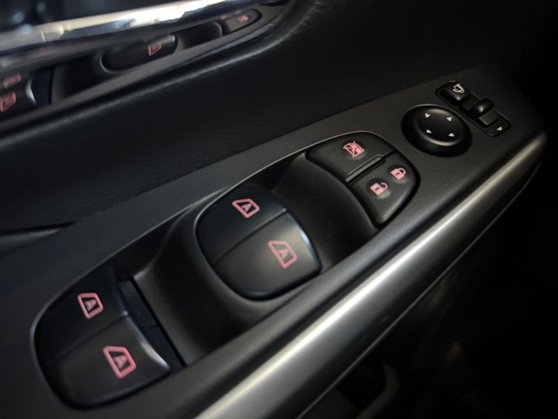 Nissan KICKS 1.6 16V FLEXSTART EXCLUSIVE XTRONIC 2021/2022 DRSUL SEMINOVOS CAXIAS DO SUL – LAJEADO – SANTA CRUZ DO SUL / Carros no Vale
