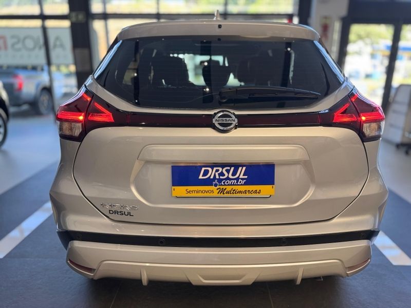 Nissan KICKS 1.6 16V FLEXSTART EXCLUSIVE XTRONIC 2021/2022 DRSUL SEMINOVOS CAXIAS DO SUL – LAJEADO – SANTA CRUZ DO SUL / Carros no Vale