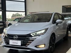 Nissan VERSA 1.6 16V FLEX EXCLUSIVE XTRONIC 2024/2025 DRSUL SEMINOVOS CAXIAS DO SUL – LAJEADO – SANTA CRUZ DO SUL / Carros no Vale