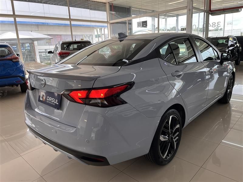 Nissan VERSA 1.6 16V FLEX EXCLUSIVE XTRONIC 2024/2025 DRSUL SEMINOVOS CAXIAS DO SUL – LAJEADO – SANTA CRUZ DO SUL / Carros no Vale