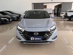 Nissan VERSA 1.6 16V FLEX EXCLUSIVE XTRONIC 2024/2025 DRSUL SEMINOVOS CAXIAS DO SUL – LAJEADO – SANTA CRUZ DO SUL / Carros no Vale