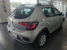 Renault STEPWAY 1.0 12V SCE FLEX ZEN MANUAL 2024/2025 DRSUL SEMINOVOS CAXIAS DO SUL – LAJEADO – SANTA CRUZ DO SUL / Carros no Vale