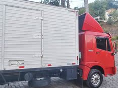 Agrale 9200 Turbo Baú 2008/2008 CAMINHÕES & CAMIONETAS PASSO FUNDO / Carros no Vale