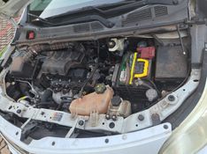 Chevrolet COBALT 1.4 SFI LT 8V FLEX 4P MANUAL 2012/2013 CAMINHÕES & CAMIONETAS PASSO FUNDO / Carros no Vale