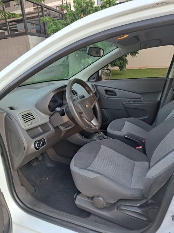 Chevrolet COBALT 1.4 SFI LT 8V FLEX 4P MANUAL 2012/2013 CAMINHÕES & CAMIONETAS PASSO FUNDO / Carros no Vale
