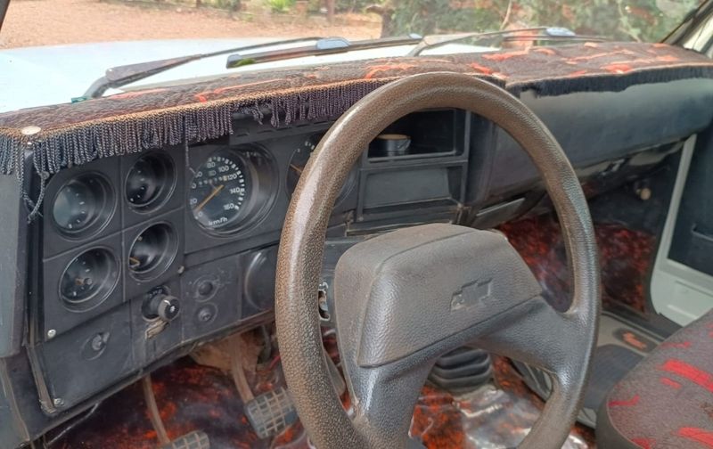 Chevrolet D20 4.0 CUSTOM DE LUXE CS 8V DIESEL 2P MANUAL 1987/1987 CAMINHÕES & CAMIONETAS PASSO FUNDO / Carros no Vale