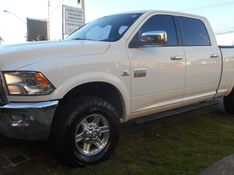 Dodge RAM 6.7 2500 LARAMIE 4X4 CD I6 TURBO DIESEL 4P AUTOMÁTICO 2012/2012 CAMINHÕES & CAMIONETAS PASSO FUNDO / Carros no Vale