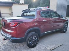Fiat TORO 2.0 16V TURBO DIESEL VOLCANO 4WD AT9 2016/2017 CAMINHÕES & CAMIONETAS PASSO FUNDO / Carros no Vale
