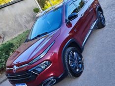 Fiat TORO 2.0 16V TURBO DIESEL VOLCANO 4WD AT9 2016/2017 CAMINHÕES & CAMIONETAS PASSO FUNDO / Carros no Vale