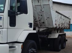 Ford Cargo 2422 CARGO 2422 E 3-Eixos Caçamba 2006/2006 CAMINHÕES & CAMIONETAS PASSO FUNDO / Carros no Vale