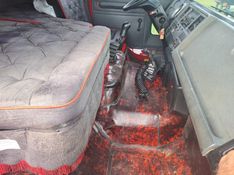 Ford Cargo 2422 E 3-Eixos Leito Caçamba 2004/2004 CAMINHÕES & CAMIONETAS PASSO FUNDO / Carros no Vale
