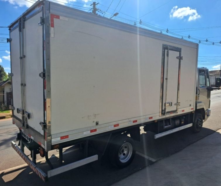 Ford Cargo 816 E Turbo Câmara Fria 2013/2013 CAMINHÕES & CAMIONETAS PASSO FUNDO / Carros no Vale