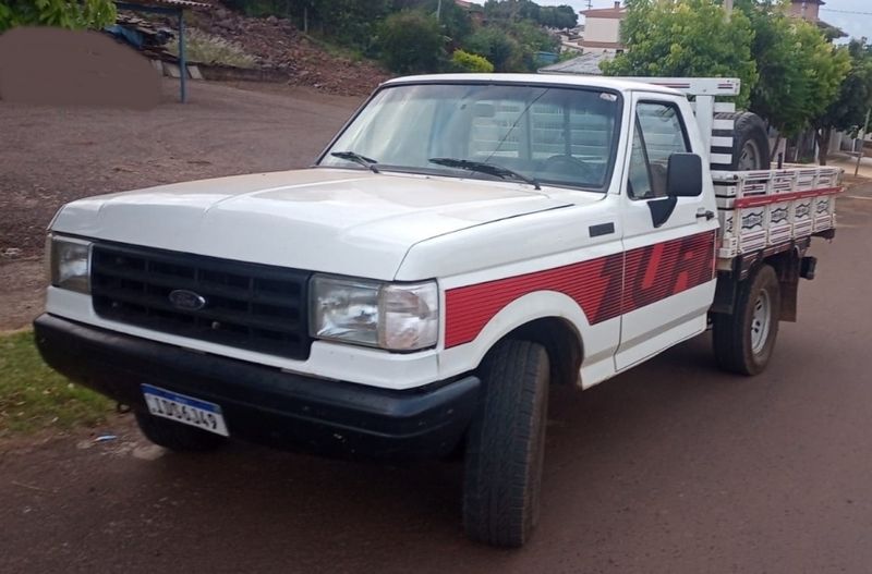 Ford F-1000 3.9 SUPER SÉRIE 4X2 CS 8V TURBO DIESEL 2P MANUAL 1995/1995 CAMINHÕES & CAMIONETAS PASSO FUNDO / Carros no Vale