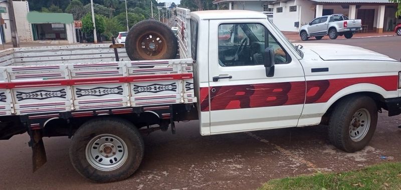 Ford F-1000 3.9 SUPER SÉRIE 4X2 CS 8V TURBO DIESEL 2P MANUAL 1995/1995 CAMINHÕES & CAMIONETAS PASSO FUNDO / Carros no Vale