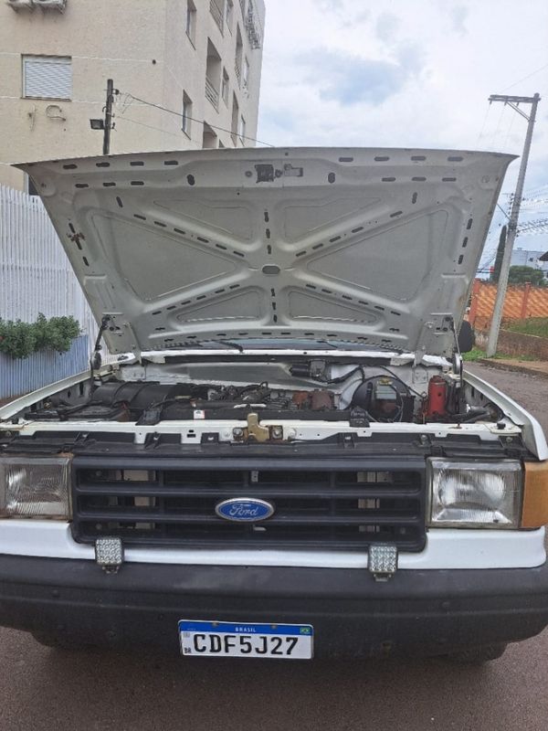 Ford F-1000 3.9 WALK CD 8V DIESEL 2P MANUAL 1995/1995 CAMINHÕES & CAMIONETAS PASSO FUNDO / Carros no Vale